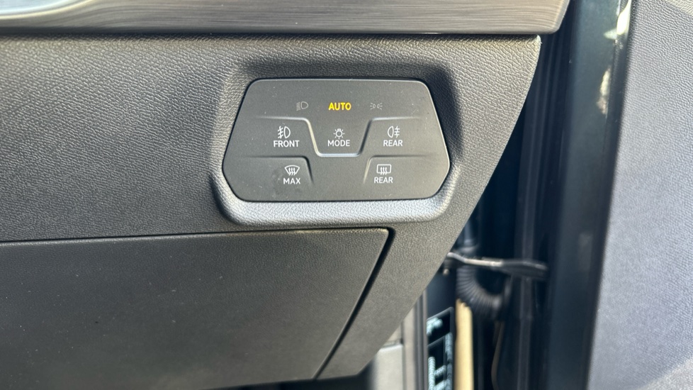 CUPRA Formentor 1.4 eHybrid 245 VZ2 5dr DSG Estate - Image 31