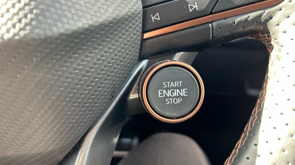 CUPRA Formentor 1.4 eHybrid 245 VZ2 5dr DSG Estate - Image 33