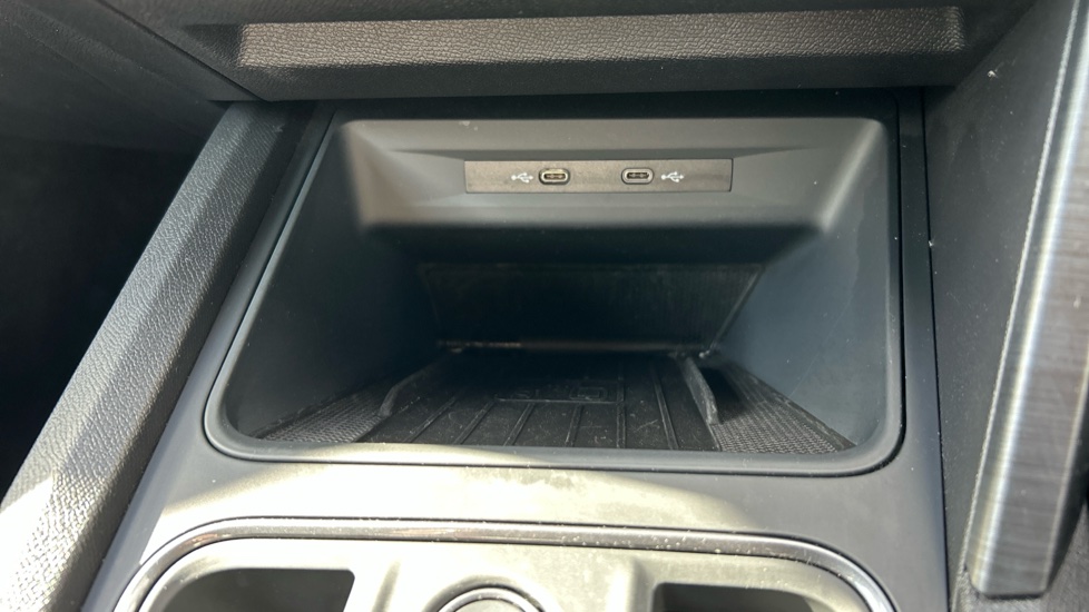 CUPRA Formentor 1.4 eHybrid 245 VZ2 5dr DSG Estate - Image 35