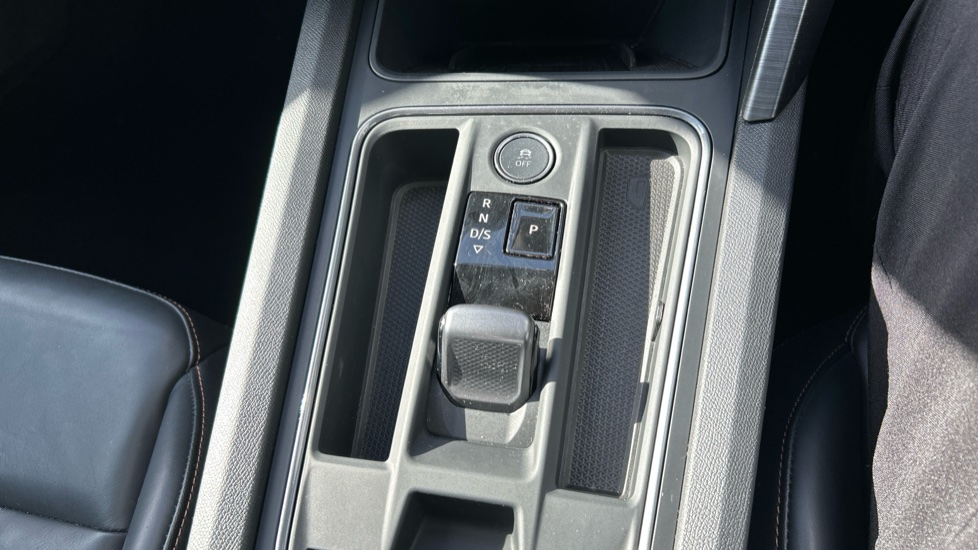CUPRA Formentor 1.4 eHybrid 245 VZ2 5dr DSG Estate - Image 36