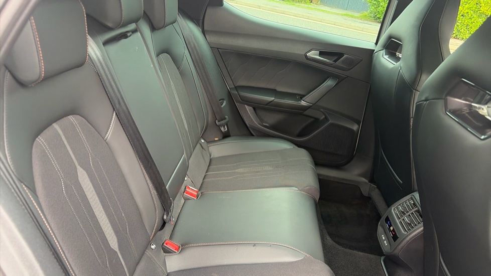 CUPRA Leon 2.0 TSI VZ1 5dr DSG Petrol Hatchback - Image 16