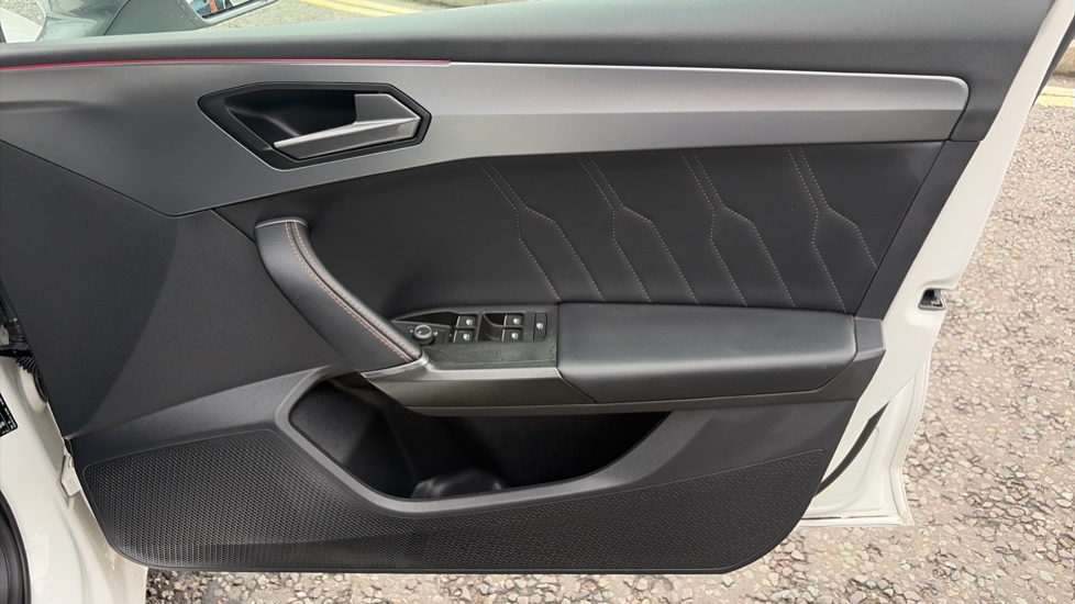 CUPRA Leon 2.0 TSI VZ1 5dr DSG Petrol Hatchback - Image 19