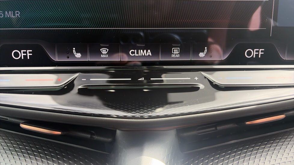 CUPRA Tavascan 250kW VZ1 77kWh AWD 5dr Auto [Winter Pack] Electric Estate - Image 23