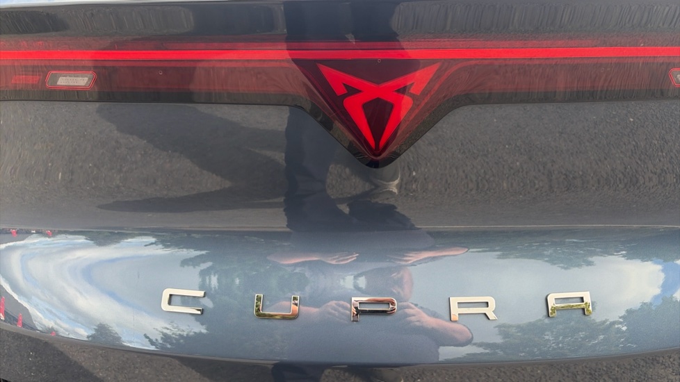 CUPRA Tavascan 250kW VZ1 77kWh AWD 5dr Auto [Winter Pack] Electric Estate - Image 39