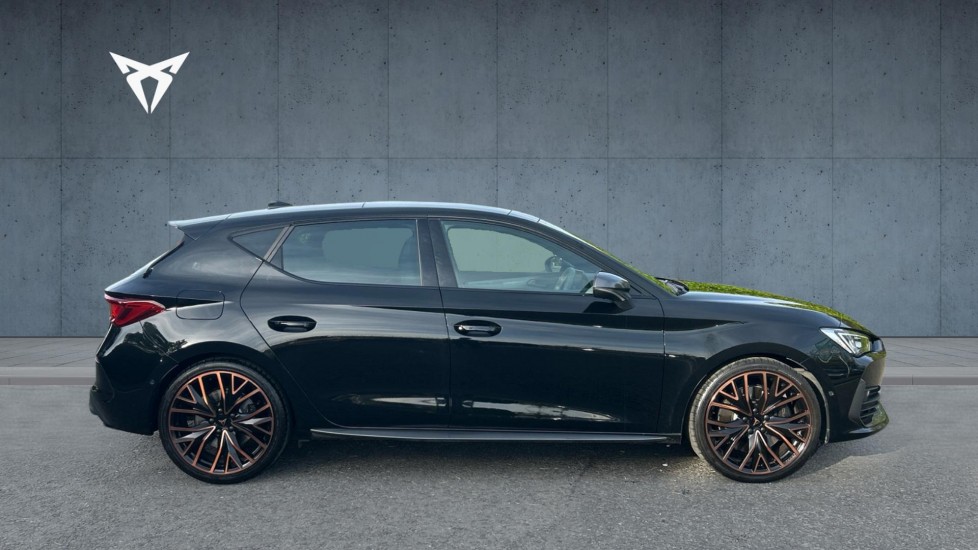 CUPRA Leon 2.0 TSI 300 VZ2 Design Edition 5dr DSG Petrol Hatchback - Image 4