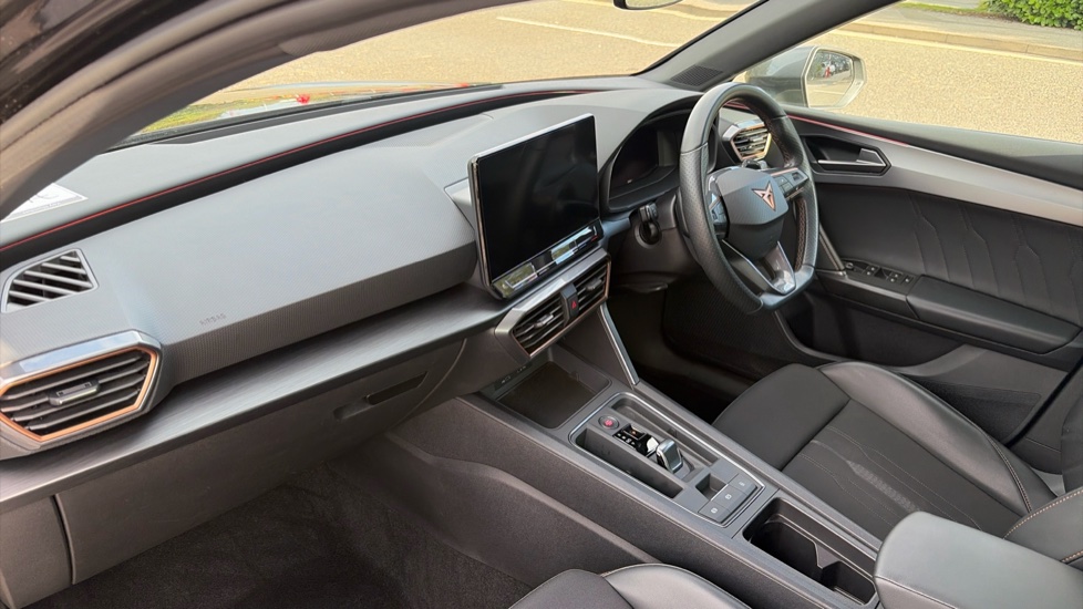 CUPRA Leon 2.0 TSI VZ1 5dr DSG Petrol Hatchback - Image 2