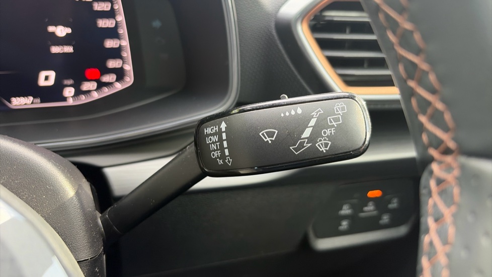 CUPRA Leon 2.0 TSI VZ1 5dr DSG Petrol Hatchback - Image 34
