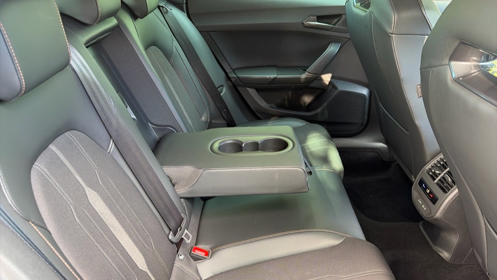 CUPRA Leon 2.0 TSI VZ1 5dr DSG Petrol Hatchback - Image 39