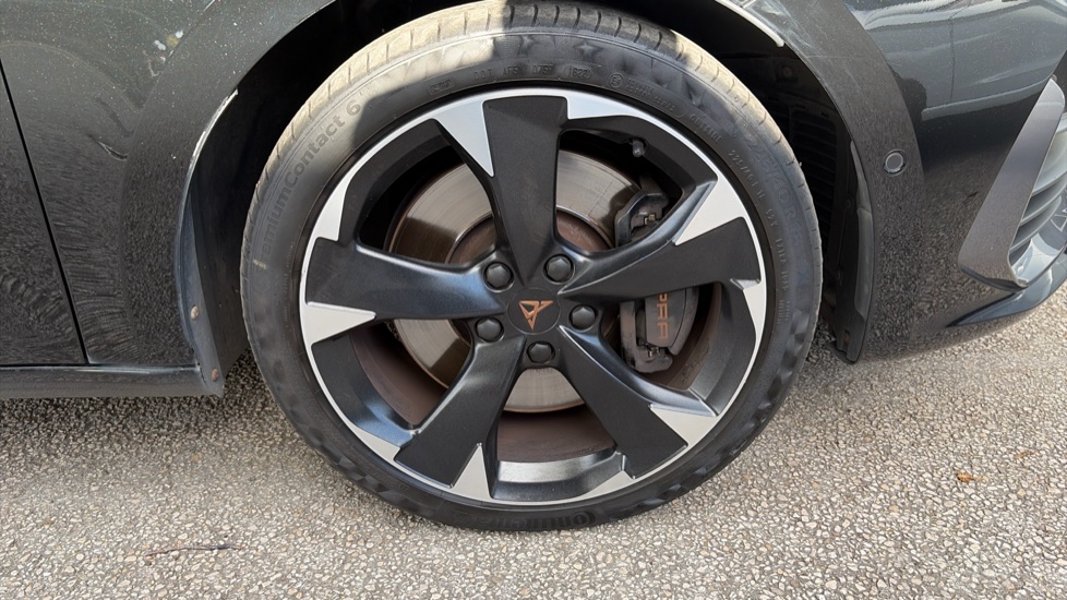 CUPRA Leon 2.0 TSI VZ1 5dr DSG Petrol Hatchback - Image 41