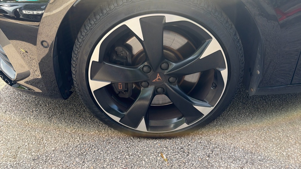 CUPRA Leon 2.0 TSI VZ1 5dr DSG Petrol Hatchback - Image 42