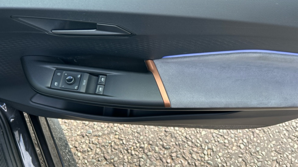 CUPRA Born 169kW e-Boost V3 77kWh 5dr Auto Electric Hatchback - Image 29