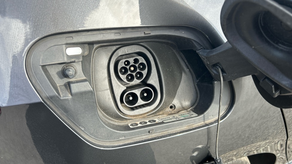 CUPRA Born 169kW e-Boost V3 77kWh 5dr Auto Electric Hatchback - Image 32
