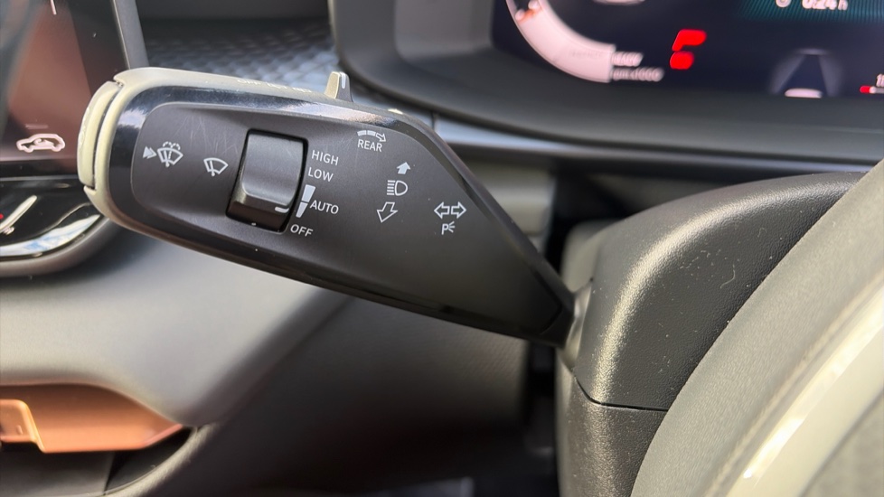 CUPRA Terramar 1.5 eTSI 150 V2 5dr DSG Petrol Hatchback - Image 30
