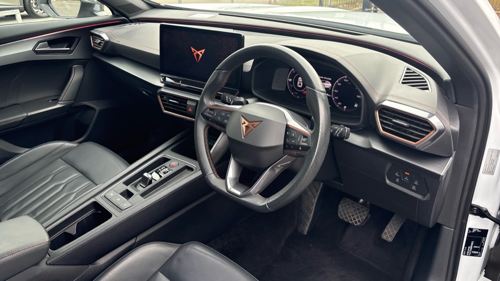 CUPRA Formentor 1.4 eHybrid 204 V2 5dr DSG Estate - Image 6