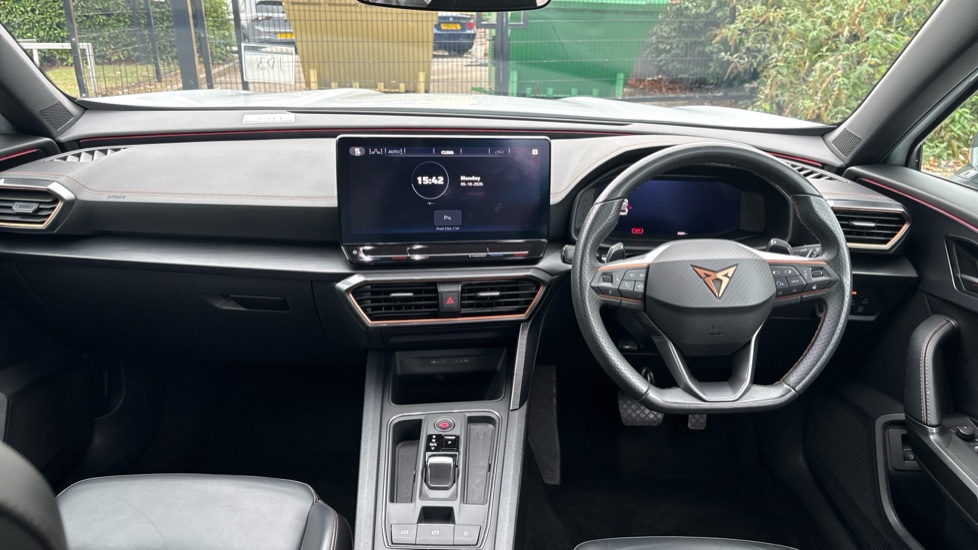 CUPRA Formentor 1.4 eHybrid 204 V2 5dr DSG Estate - Image 9