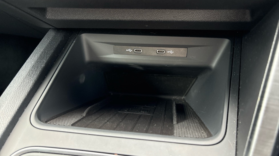 CUPRA Formentor 1.4 eHybrid 204 V2 5dr DSG Estate - Image 28