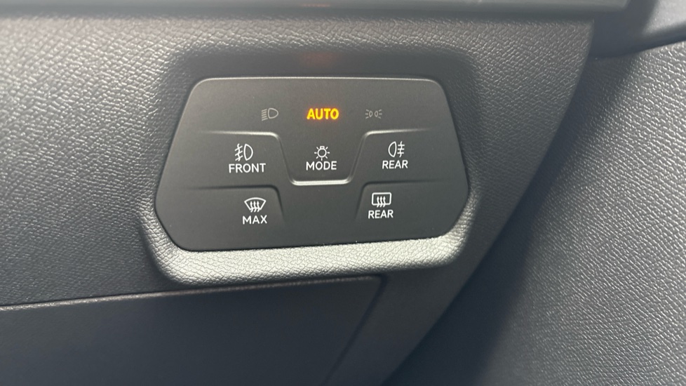 CUPRA Formentor 1.4 eHybrid 204 V2 5dr DSG Estate - Image 29
