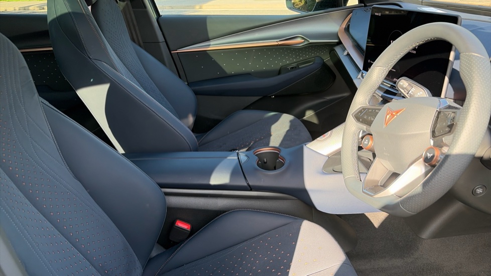 CUPRA Tavascan 250kW VZ1 77kWh AWD 5dr Auto Electric Estate - Image 15