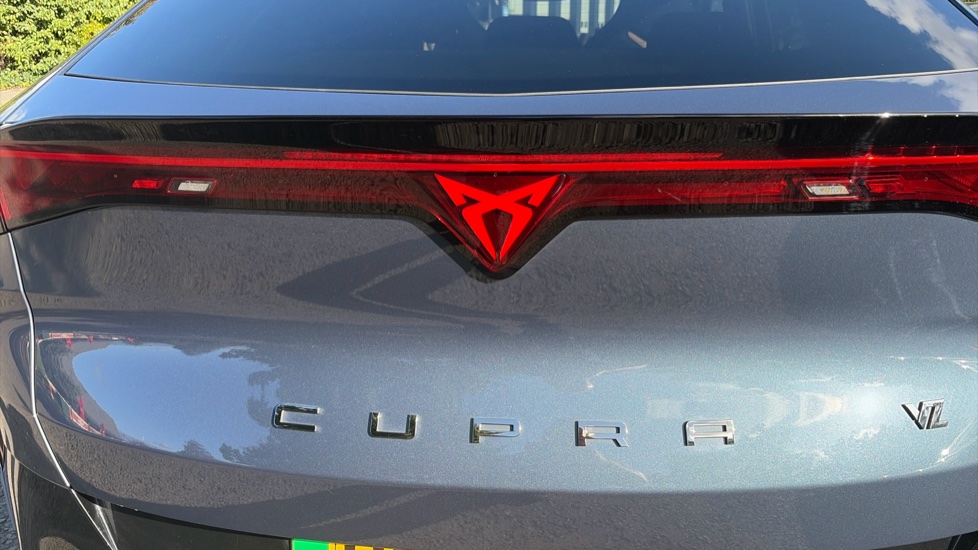CUPRA Tavascan 250kW VZ1 77kWh AWD 5dr Auto Electric Estate - Image 38