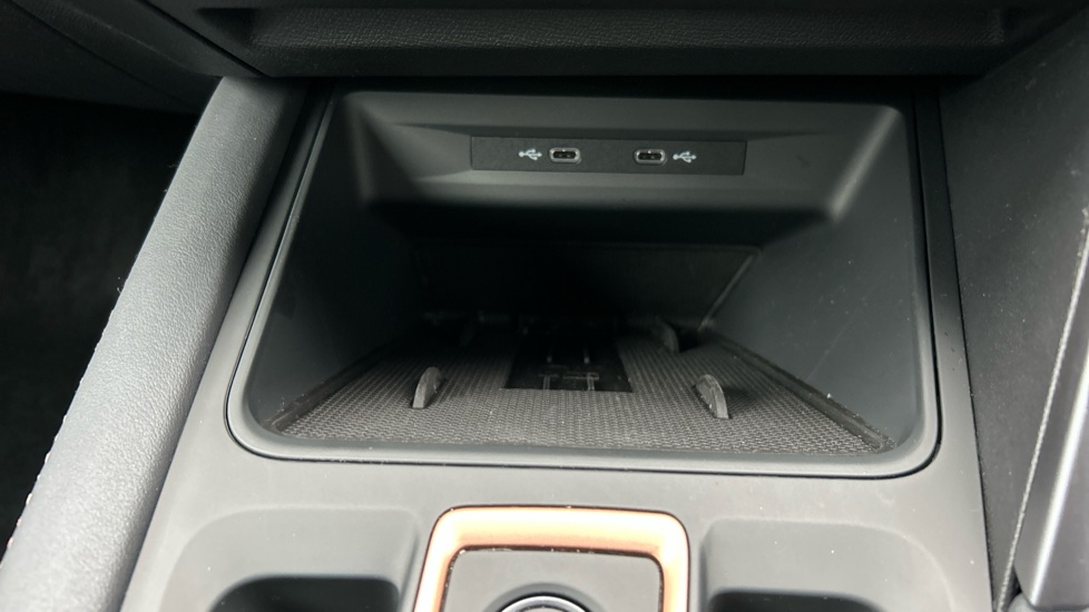 CUPRA Formentor 1.5 eTSI 150 V3 5dr DSG Petrol Estate - Image 35