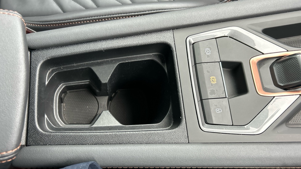 CUPRA Formentor 1.5 eTSI 150 V3 5dr DSG Petrol Estate - Image 37