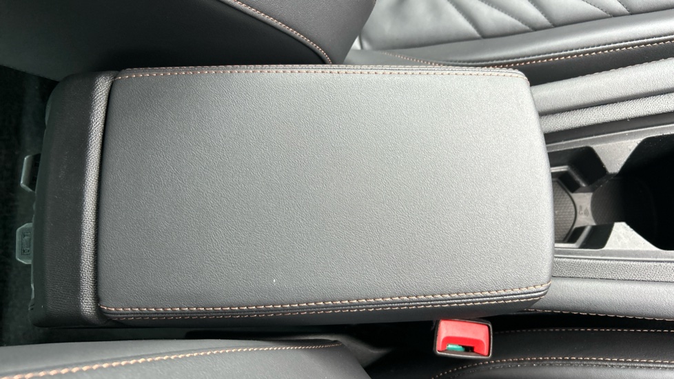 CUPRA Formentor 1.5 eTSI 150 V3 5dr DSG Petrol Estate - Image 38