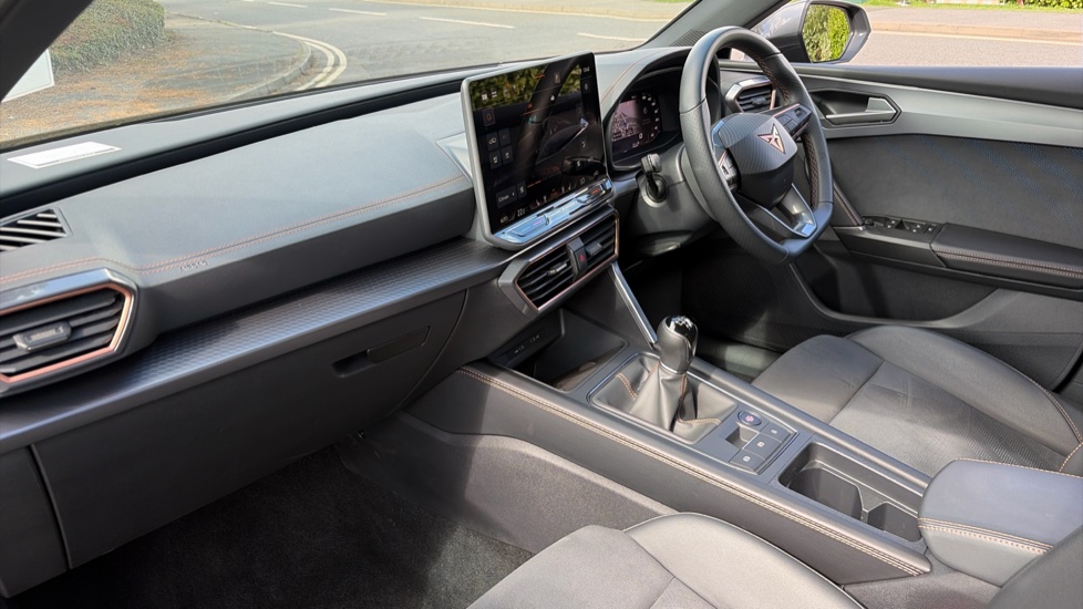 CUPRA Leon 1.5 TSI 150 V2 5dr Petrol Hatchback - Image 2