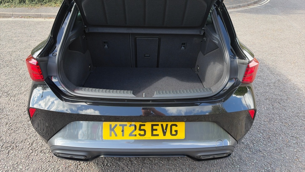 CUPRA Leon 1.5 TSI 150 V2 5dr Petrol Hatchback - Image 20