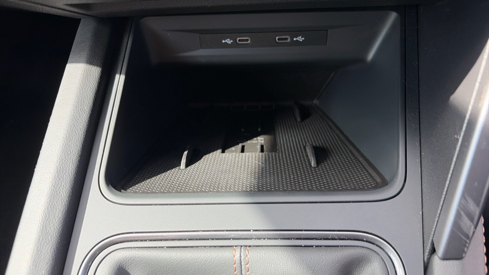 CUPRA Leon 1.5 TSI 150 V2 5dr Petrol Hatchback - Image 27