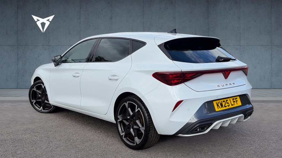 CUPRA Leon 1.5 TSI 150 V2 5dr Petrol Hatchback - Image 3
