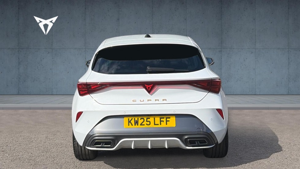 CUPRA Leon 1.5 TSI 150 V2 5dr Petrol Hatchback - Image 8