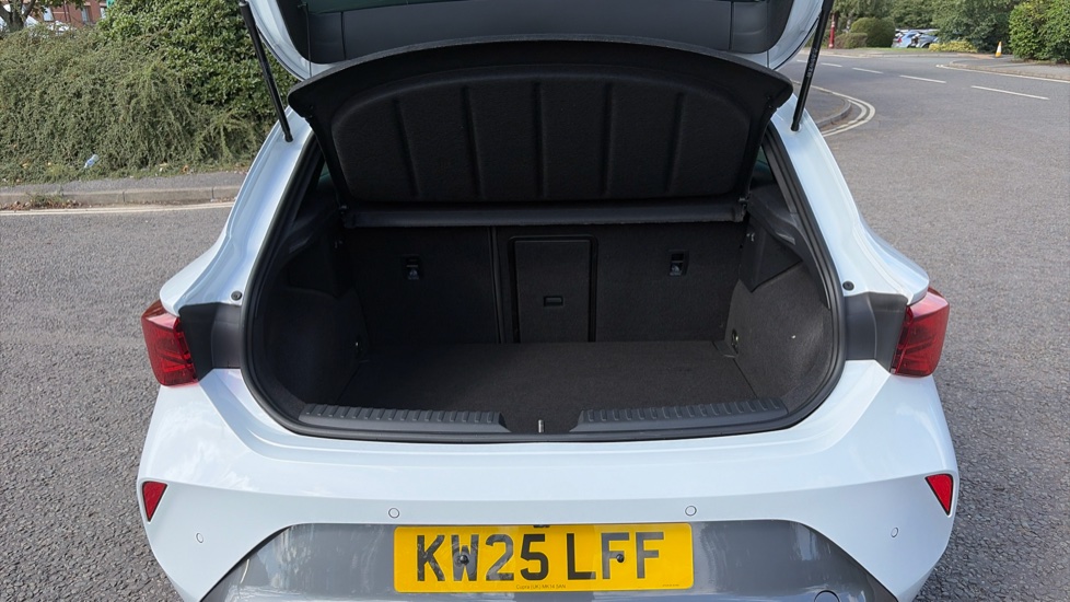 CUPRA Leon 1.5 TSI 150 V2 5dr Petrol Hatchback - Image 20
