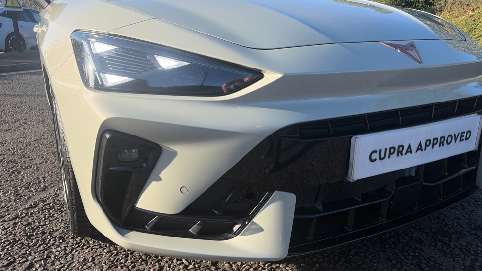 CUPRA Leon 1.5 eTSI 150 V2 5dr DSG Petrol Estate - Image 45