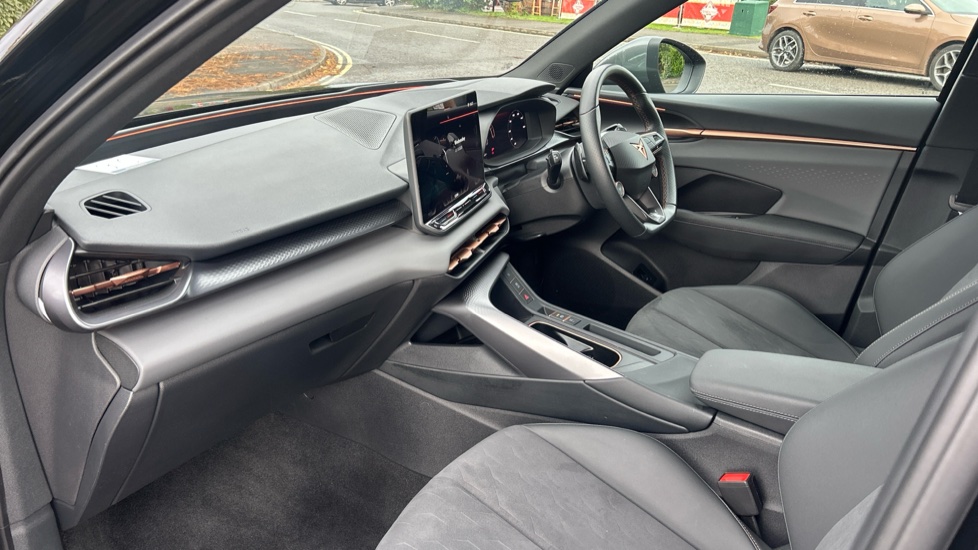 CUPRA Terramar 1.5 eTSI 150 V2 5dr DSG Petrol Hatchback - Image 2