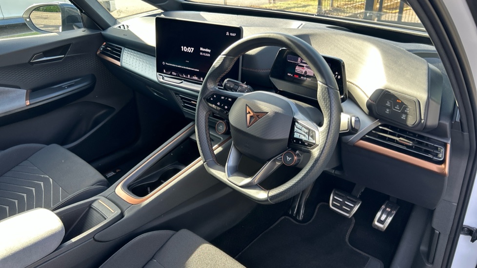 CUPRA Born 170kW e-Boost V2 59kWh 5dr Auto Electric Hatchback - Image 6