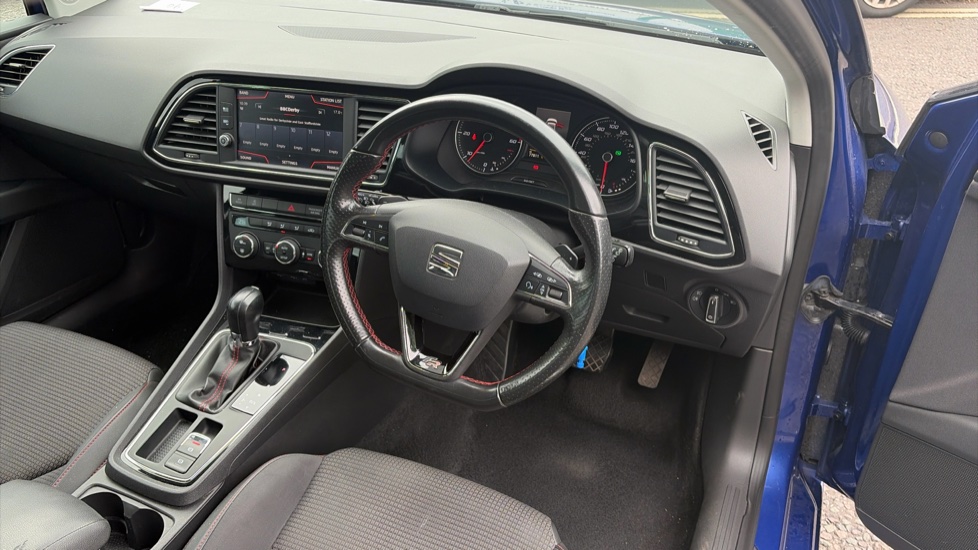 SEAT Leon 2.0 TDI 184 FR Technology 3dr DSG Diesel Hatchback - Image 6
