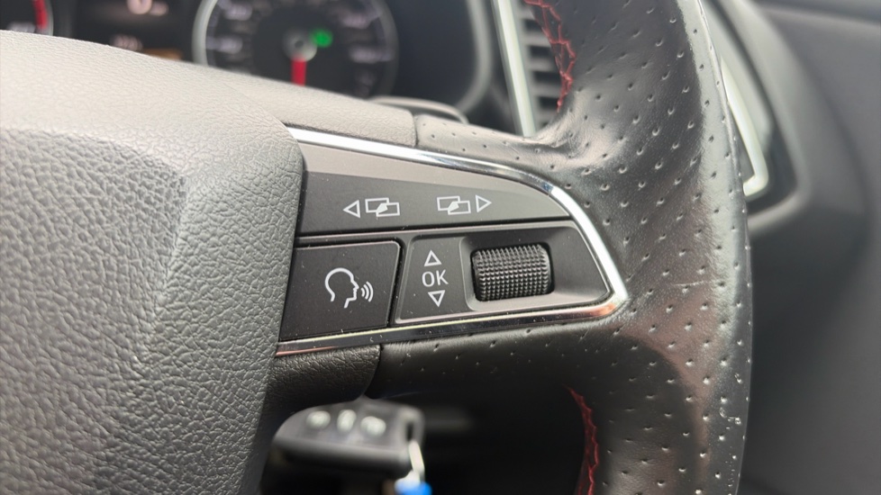 SEAT Leon 2.0 TDI 184 FR Technology 3dr DSG Diesel Hatchback - Image 18
