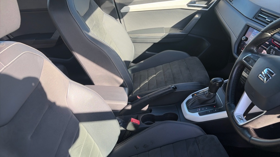 SEAT Arona 1.0 TSI 115 Xcellence Lux [EZ] 5dr DSG Petrol Hatchback - Image 15