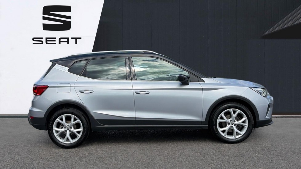 SEAT Arona 1.0 TSI 110 FR 5dr Petrol Hatchback - Image 4