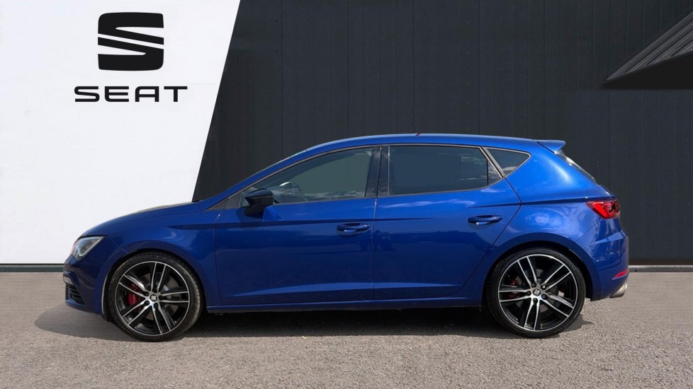 SEAT Leon 2.0 TSI Cupra 300 5dr Petrol Hatchback - Image 4