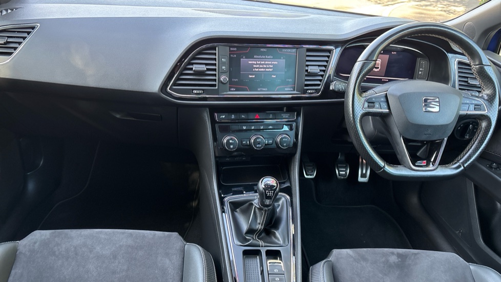 SEAT Leon 2.0 TSI Cupra 300 5dr Petrol Hatchback - Image 9
