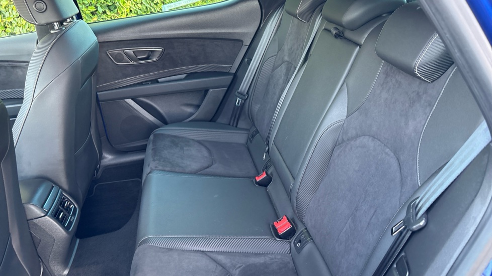 SEAT Leon 2.0 TSI Cupra 300 5dr Petrol Hatchback - Image 16