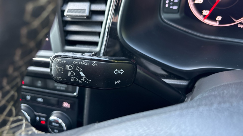 SEAT Leon 2.0 TSI Cupra 300 5dr Petrol Hatchback - Image 25