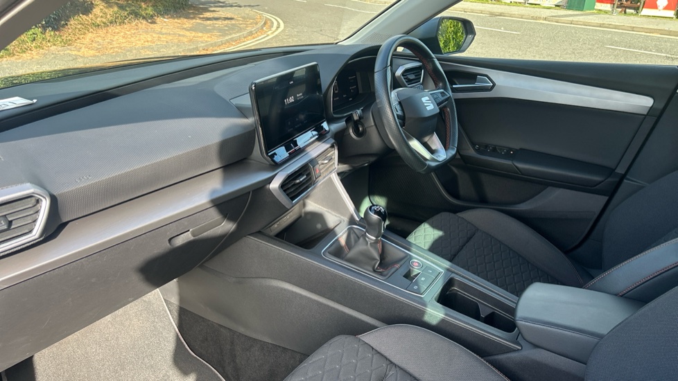 SEAT Leon 1.5 TSI EVO FR 5dr Petrol Hatchback - Image 2