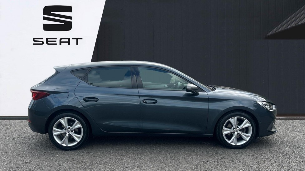 SEAT Leon 1.5 TSI EVO FR 5dr Petrol Hatchback - Image 4