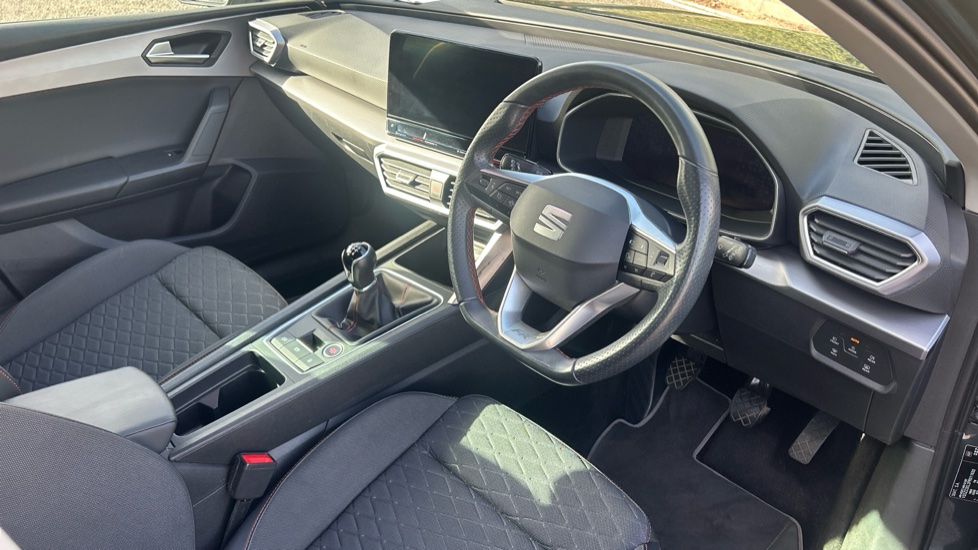 SEAT Leon 1.5 TSI EVO FR 5dr Petrol Hatchback - Image 6