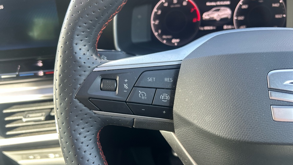 SEAT Leon 1.5 TSI EVO FR 5dr Petrol Hatchback - Image 17