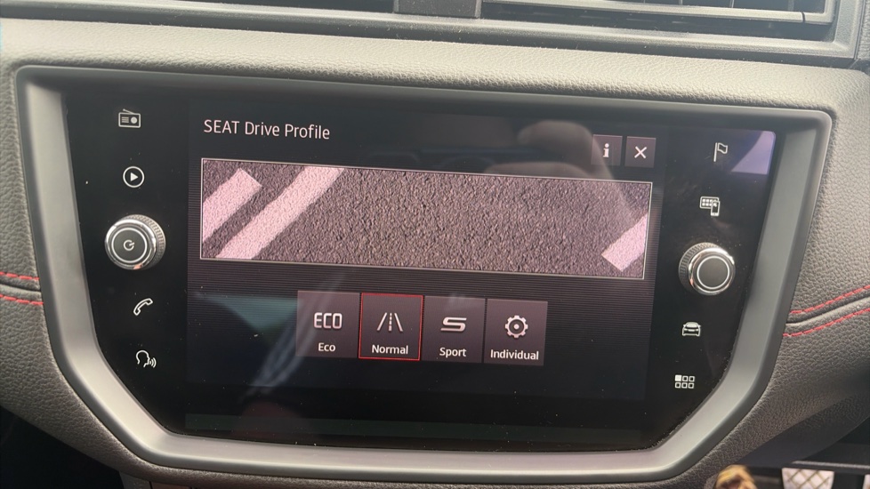 SEAT Ibiza 1.0 TSI 95 FR [EZ] 5dr Petrol Hatchback - Image 25