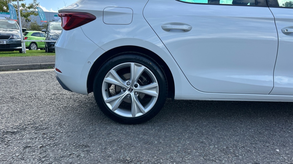 SEAT Leon 1.0 TSI EVO FR 5dr Petrol Hatchback - Image 22