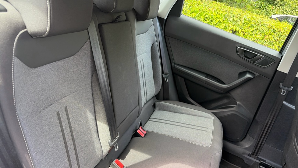 SEAT Ateca 1.5 TSI EVO SE Technology 5dr Petrol Estate - Image 16